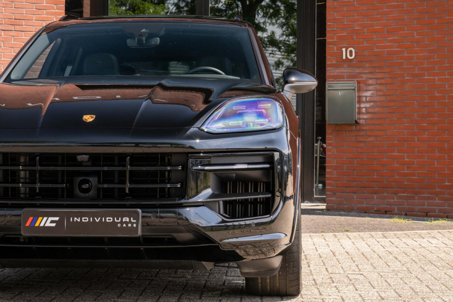 Porsche Cayenne 3.0 E-Hybrid Sport-Design Sportuitlaat Display