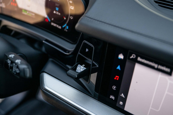 Porsche Cayenne 3.0 E-Hybrid Sport-Design Sportuitlaat Display