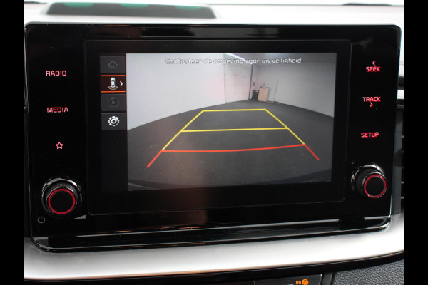 Kia Ceed Sportswagon 1.6 GDI PHEV DynamicLine Automaat Climate control Keyless Cruise control LED Parkeersensoren achter Camera Stuur verwarming Stoel verwarming Apple Carplay/ Andriod Auto