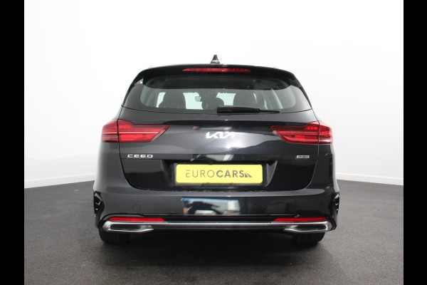 Kia Ceed Sportswagon 1.6 GDI PHEV DynamicLine Automaat Climate control Keyless Cruise control LED Parkeersensoren achter Camera Stuur verwarming Stoel verwarming Apple Carplay/ Andriod Auto