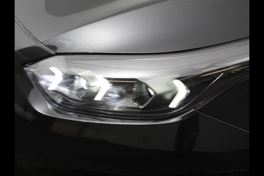 Kia Ceed Sportswagon 1.6 GDI PHEV DynamicLine Automaat Climate control Keyless Cruise control LED Parkeersensoren achter Camera Stuur verwarming Stoel verwarming Apple Carplay/ Andriod Auto