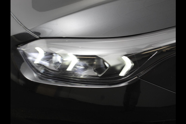 Kia Ceed Sportswagon 1.6 GDI PHEV DynamicLine Automaat Climate control Keyless Cruise control LED Parkeersensoren achter Camera Stuur verwarming Stoel verwarming Apple Carplay/ Andriod Auto