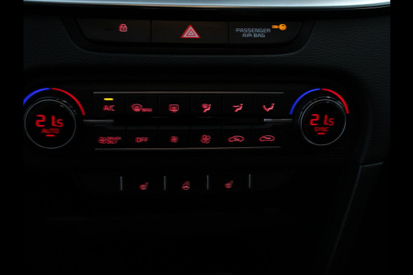 Kia Ceed Sportswagon 1.6 GDI PHEV DynamicLine Automaat Climate control Keyless Cruise control LED Parkeersensoren achter Camera Stuur verwarming Stoel verwarming Apple Carplay/ Andriod Auto