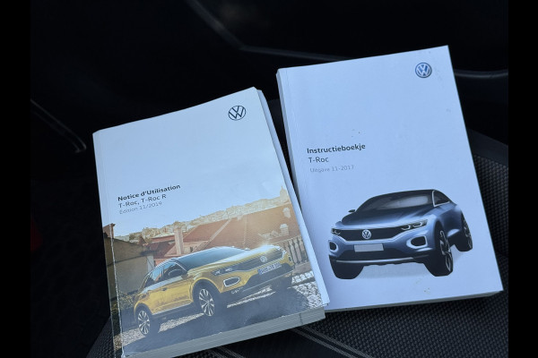 Volkswagen T-Roc 1.5 TSI Sport | Carplay/Android, ACC, Navi, Clima, PDC, Trekhaak |