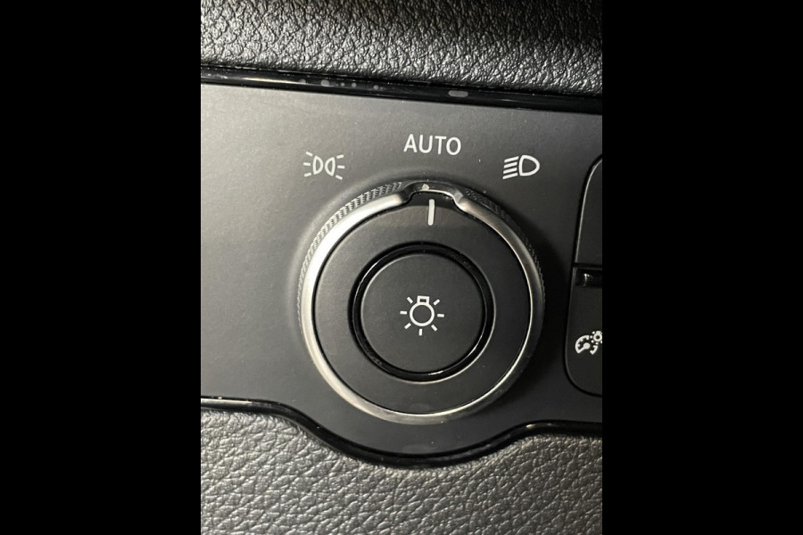 Mercedes-Benz Sprinter L2H2 Automaat Airco Cruise Navi Camera PDC Imperiaal Trekhaak