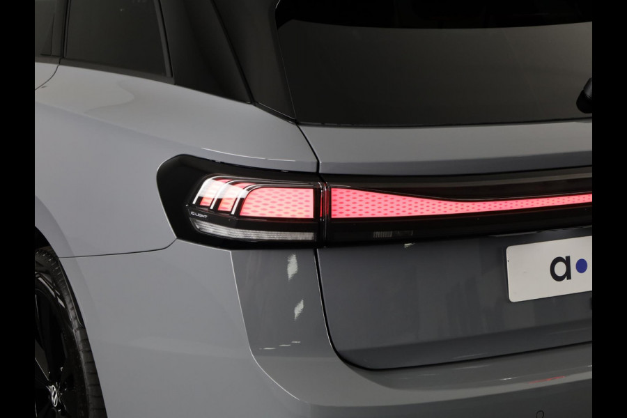 Volkswagen ID.7 Tourer Limited Edition Plus 86 kWh accu, 210 kW / 286 PK / Trekhaak / Head-up-display / Carplay / 360 cam