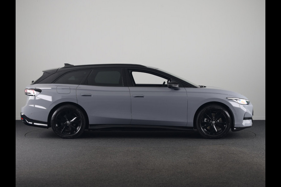 Volkswagen ID.7 Tourer Limited Edition Plus 86 kWh accu, 210 kW / 286 PK / Trekhaak / Head-up-display / Carplay / 360 cam