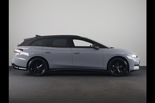 Volkswagen ID.7 Tourer Limited Edition Plus 86 kWh accu, 210 kW / 286 PK / Trekhaak / Head-up-display / Carplay / 360 cam