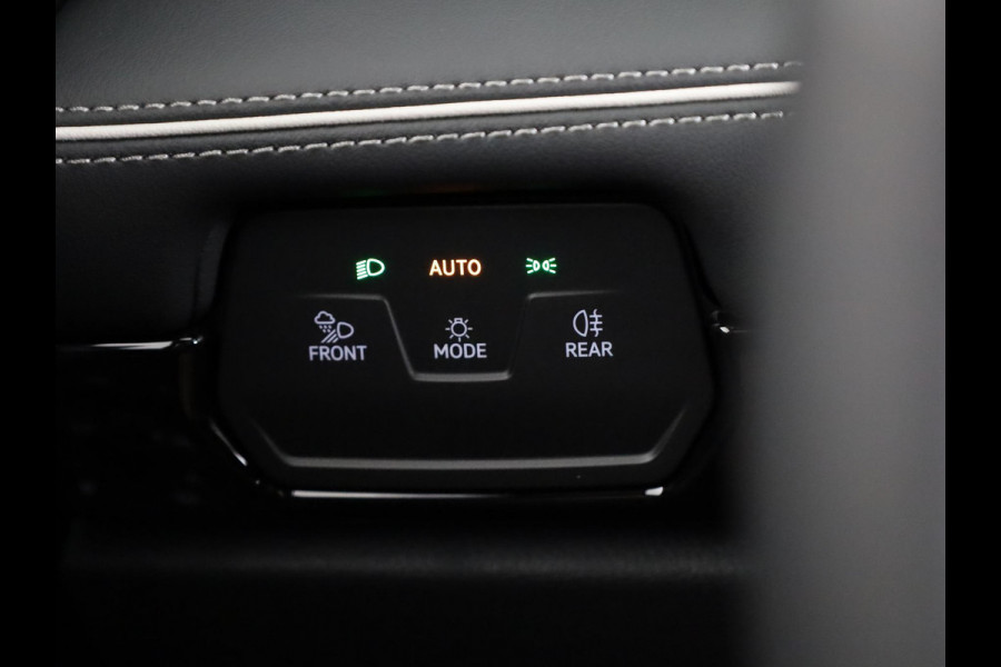 Volkswagen ID.7 Tourer Limited Edition Plus 86 kWh accu, 210 kW / 286 PK / Trekhaak / Head-up-display / Carplay / 360 cam