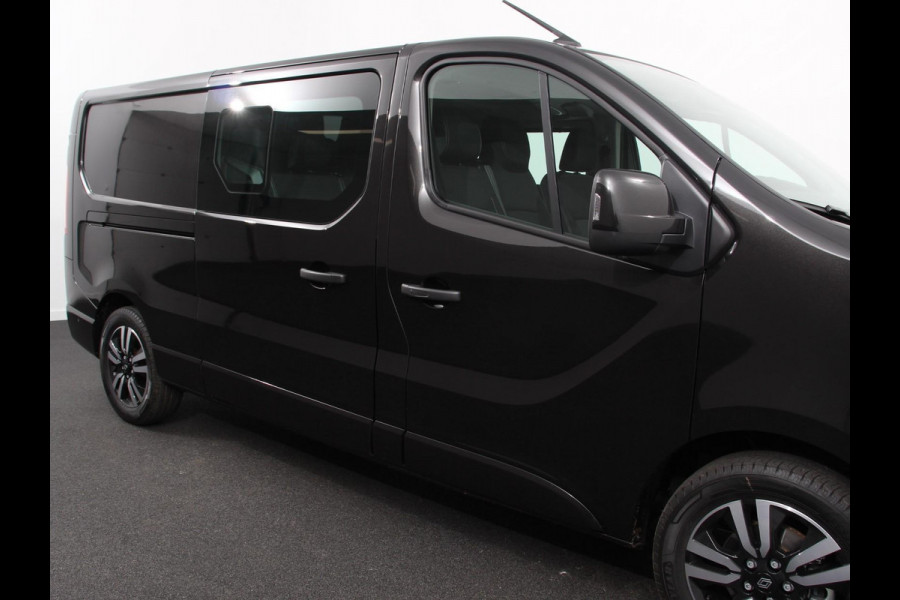 Renault Trafic 2.0 Blue dC1 150PK L2H1 Dubbele Cabine Automaat Navigatie Airco Lichtmetalen velgen Betimmering Trekhaak Camera Parkeersensoren