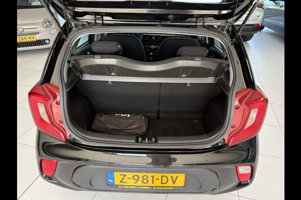 Kia Picanto 1.0 DPi DynamicLine Achteruitrijcamera - Apple carplay - Airco - Cruise control - Navigatie - Cruise control - Licht metalen velgen 14 inch - Radio - Start/stop systeem - Bluetooth - Elektrische ramen - Stuur multifunctioneel
