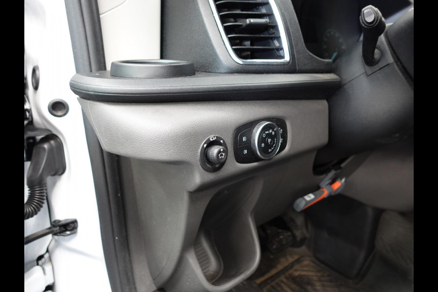 Ford Transit 330 2.0 TDCI L3H2 Trend Automaat Navigatie Camera Carplay Trekhaak Cruise control Airco