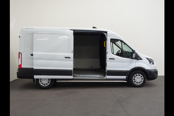 Ford Transit 330 2.0 TDCI L3H2 Trend Automaat Navigatie Camera Carplay Trekhaak Cruise control Airco