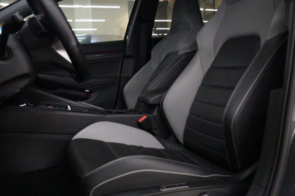 Volkswagen Golf 1.4 eHybrid GTE NARDO/PANO/HUD/IQLIGHT/CARPLAY/ACC/VOL