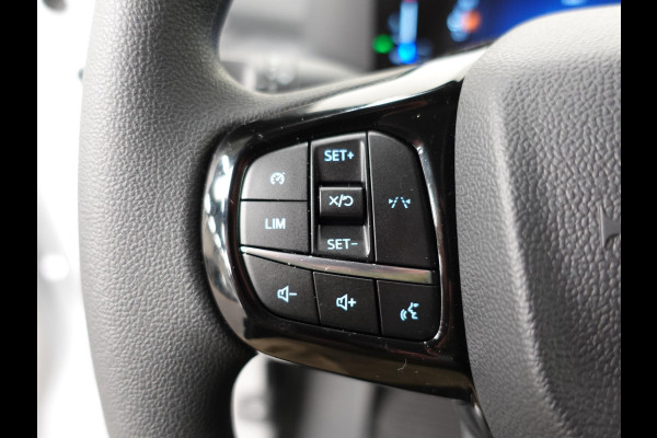 Ford Transit Custom 300 2.0 TDCI L2H1 Automaat Trend NIEUW MODEL! Airco Cruise Control Navigatie Parkeersensoren Camera Carplay/Android Auto