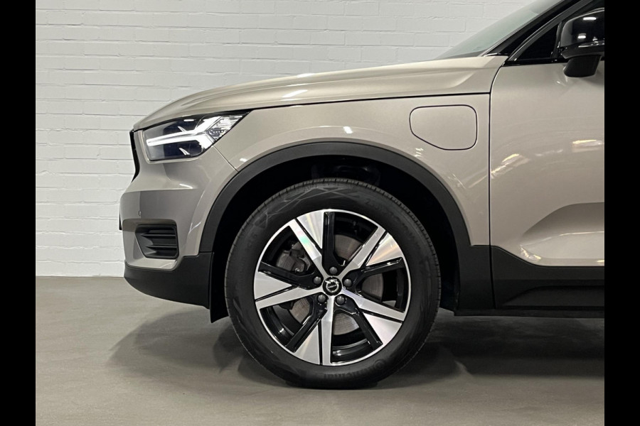 Volvo XC40 1.5 T5 Recharge R-Design Trekhaak | Harman/Kardon |  Stoel-/Stuurverwarming | Cruise-/Climate control | Achteruitrij camera | Carplay | Leder/Alcantara