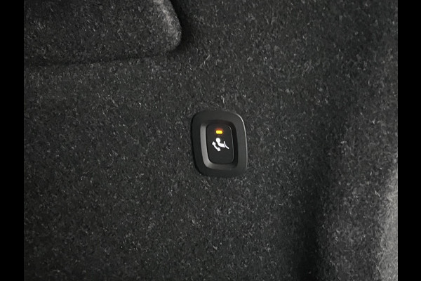 Volvo XC40 1.5 T5 Recharge R-Design Trekhaak | Harman/Kardon |  Stoel-/Stuurverwarming | Cruise-/Climate control | Achteruitrij camera | Carplay | Leder/Alcantara