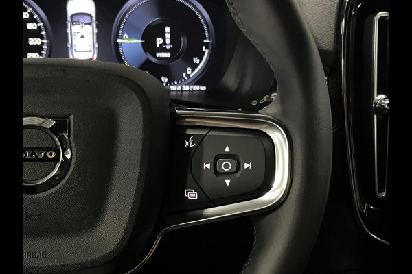 Volvo XC40 1.5 T5 Recharge R-Design Trekhaak | Harman/Kardon |  Stoel-/Stuurverwarming | Cruise-/Climate control | Achteruitrij camera | Carplay | Leder/Alcantara
