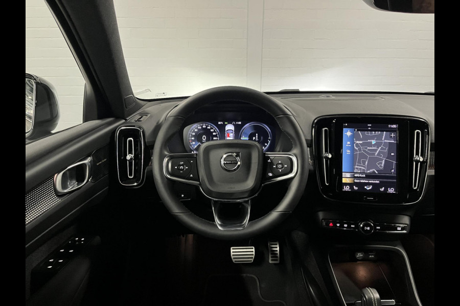 Volvo XC40 1.5 T5 Recharge R-Design Trekhaak | Harman/Kardon |  Stoel-/Stuurverwarming | Cruise-/Climate control | Achteruitrij camera | Carplay | Leder/Alcantara