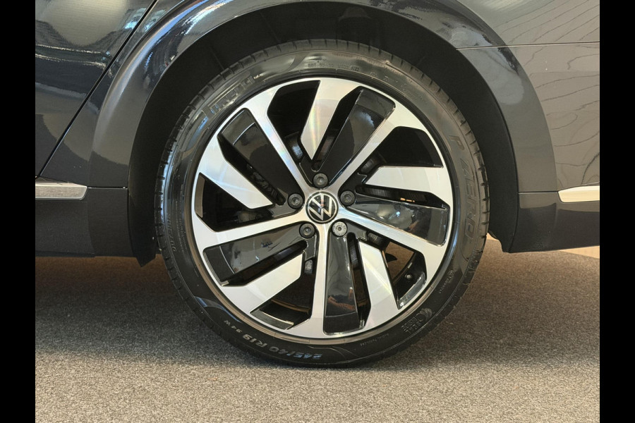 Volkswagen Arteon 1.4 TSI eHybrid 218PK R-Line | Panodak | Trekhaak | 19 Inch | LED | Incl. garantie