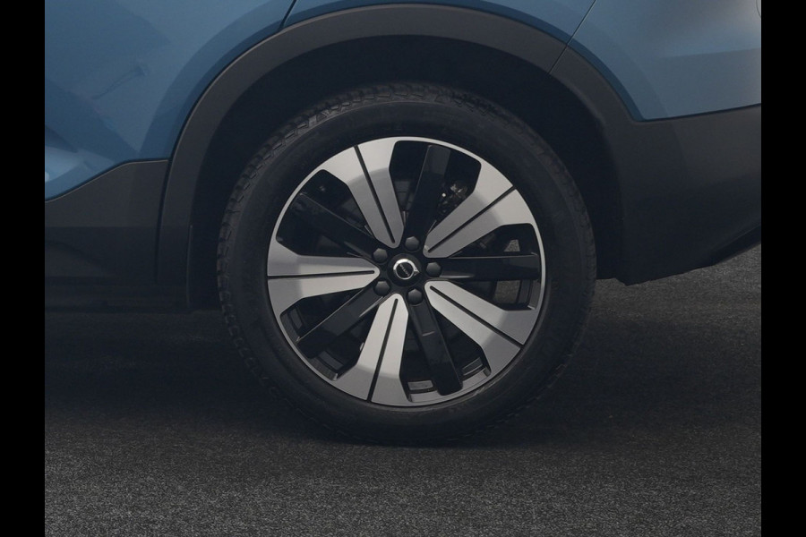 Volvo XC40 Core Recharge Pure 69 kWh 231pk Dealer O.H. | Warmtepomp | Camera | Sportstoelen & Stuur Verwarmd | Google Assistent | Apple Carplay | Cruise Control | Virtual Cockpit | DAB |