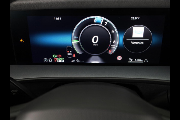 Volkswagen Tayron 1.5 eHybrid R-Line Edition 272 pk Automaat (DSG) | Verlengde garantie | Navigatie | Panoramadak | Trekhaak (wegklapbaar) | Parkeersensoren (Park assist) | Rondomzicht camera | Lederen bekleding | Stoelverwarming/ventilatie | R-Line |
