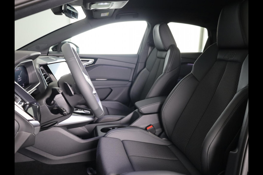 Audi Q4 Sportback e-tron 45 quattro S Edition Competition 82 kWh 286pk | Navigatie | 20 inch lichtmetalen velgen | Adaptive cruise controle | Zwart Optiek