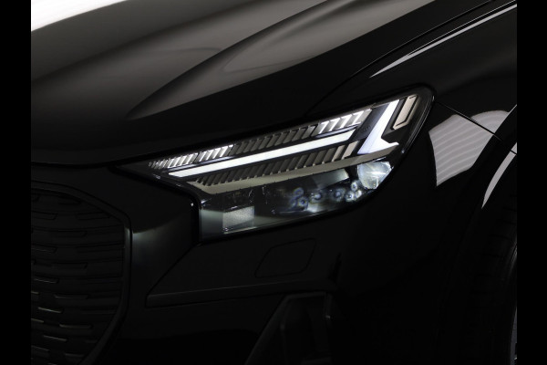 Audi Q4 Sportback e-tron 45 quattro S Edition Competition 82 kWh 286pk | Navigatie | 20 inch lichtmetalen velgen | Adaptive cruise controle | Zwart Optiek