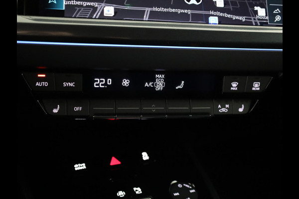 Audi Q4 Sportback e-tron 45 quattro S Edition Competition 82 kWh 286pk | Navigatie | 20 inch lichtmetalen velgen | Adaptive cruise controle | Zwart Optiek