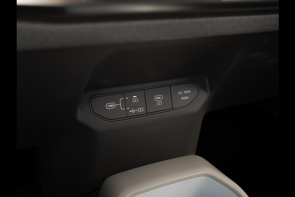 Kia EV3 Plus Advanced 58.3 kWh | Schuifkantel dak | Harman en kardon |
