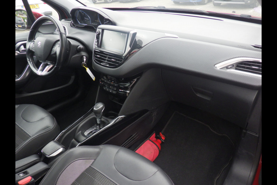 Peugeot 2008 1.2 Automaat Allure, Panodak, Camera, Cruise, Navi, Compleet!