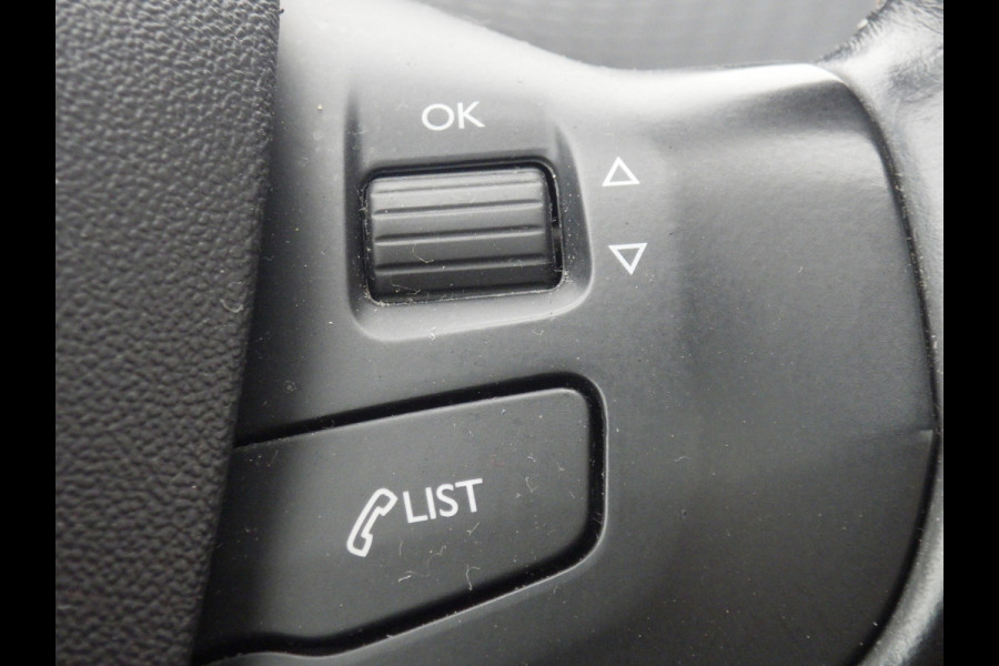 Peugeot 2008 1.2 Automaat Allure, Panodak, Camera, Cruise, Navi, Compleet!