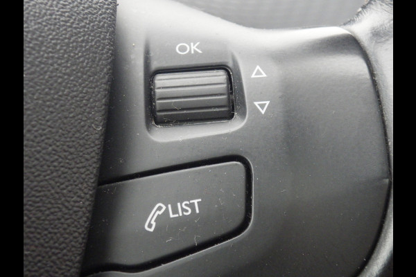 Peugeot 2008 1.2 Automaat Allure, Panodak, Camera, Cruise, Navi, Compleet!