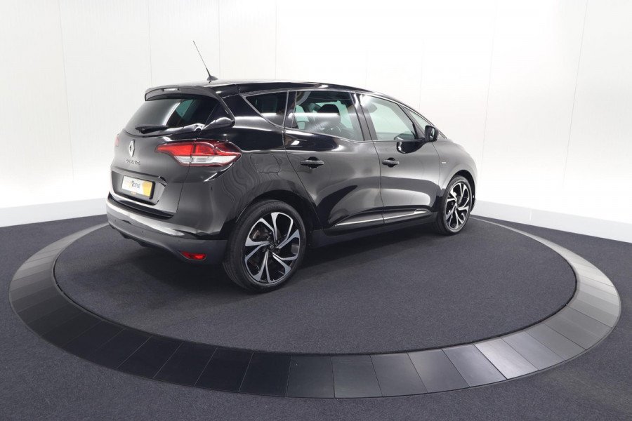Renault Scénic TCe 140 EDC Limited | Camera | Stoelverwarming | Navigatie | Apple Carplay