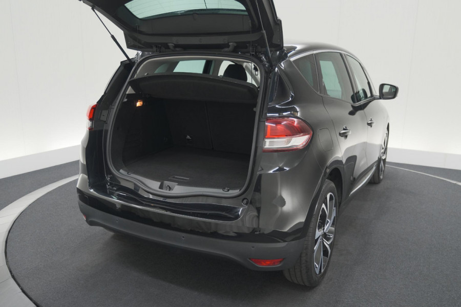 Renault Scénic TCe 140 EDC Limited | Camera | Stoelverwarming | Navigatie | Apple Carplay
