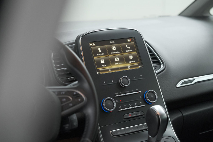 Renault Scénic TCe 140 EDC Limited | Camera | Stoelverwarming | Navigatie | Apple Carplay