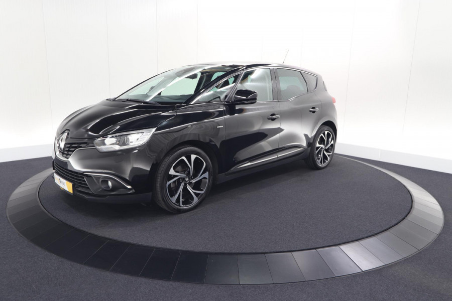 Renault Scénic TCe 140 EDC Limited | Camera | Stoelverwarming | Navigatie | Apple Carplay