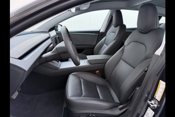 Tesla Model 3 RWD 60 kWh | Panoramadak | Stoelventialie | Stoelverwarming | Stuurverwarming | Adaptive Cruise Control | Keyless | 360 Camera | Memory Seat | Elektrische Stoelen | Ambiance Verlichting | Navigatie | Fa