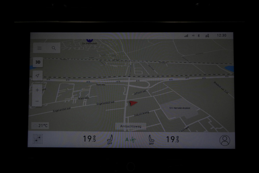 Lynk & Co 01 1.5 PHEV Plug-In ZWARTE HEMEL/360CAM/SCHUIFDAK/LED/20"LMV!