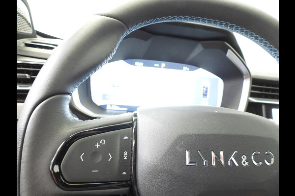 Lynk & Co 01 1.5 PHEV Plug-In ZWARTE HEMEL/360CAM/SCHUIFDAK/LED/20"LMV!