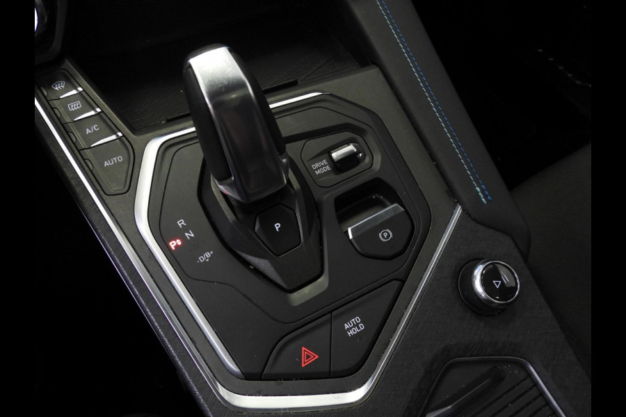 Lynk & Co 01 1.5 PHEV Plug-In ZWARTE HEMEL/360CAM/SCHUIFDAK/LED/20"LMV!