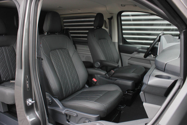 Ford E-Transit Cust. 320 L2H1 Sport 71 kWh DC DUBBEL CABINE / JB-EDITON / CAMERA / 370KM RANGE / APPLE CARPLAY DRIVERS-PACK /FULL