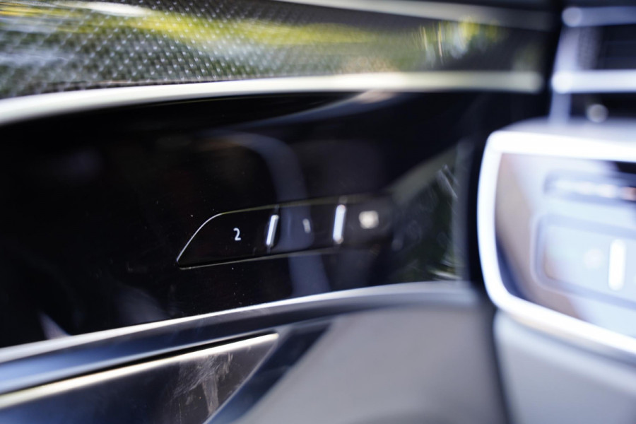 Audi S8 4.0 TFSI Quattro / BTW / B&O / Individual / ABT