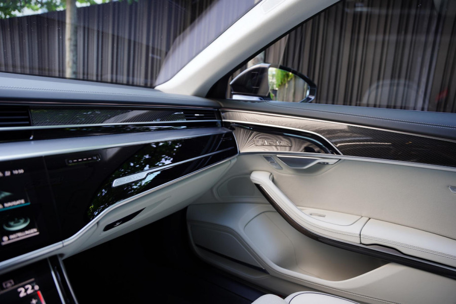 Audi S8 4.0 TFSI Quattro / BTW / B&O / Individual / ABT