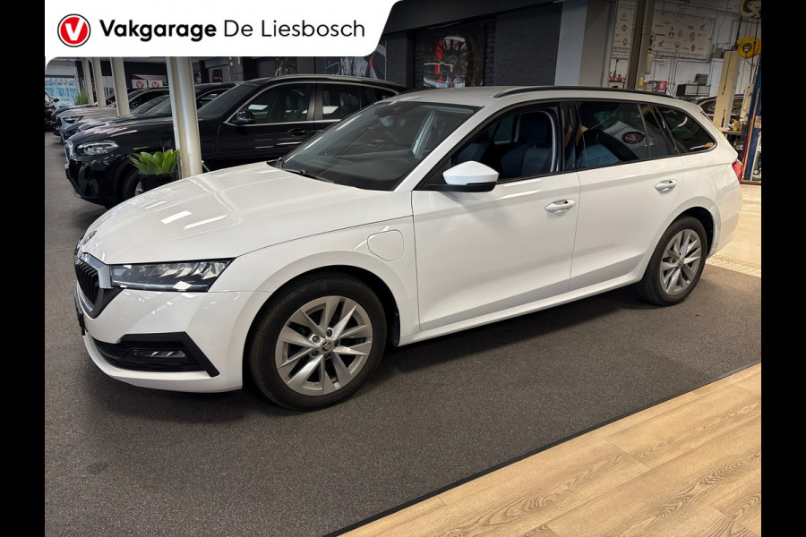 Škoda Octavia Combi 1.4 TSI iV PHEV Business Edition / Navigatie / carplay / cruisecontrol /dealer onderhouden