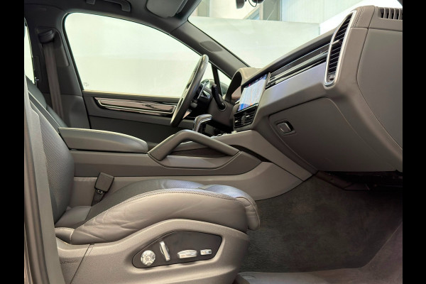 Porsche Cayenne 3.0 Platinum Edition / 1e eig / Pano / Sport Chrono