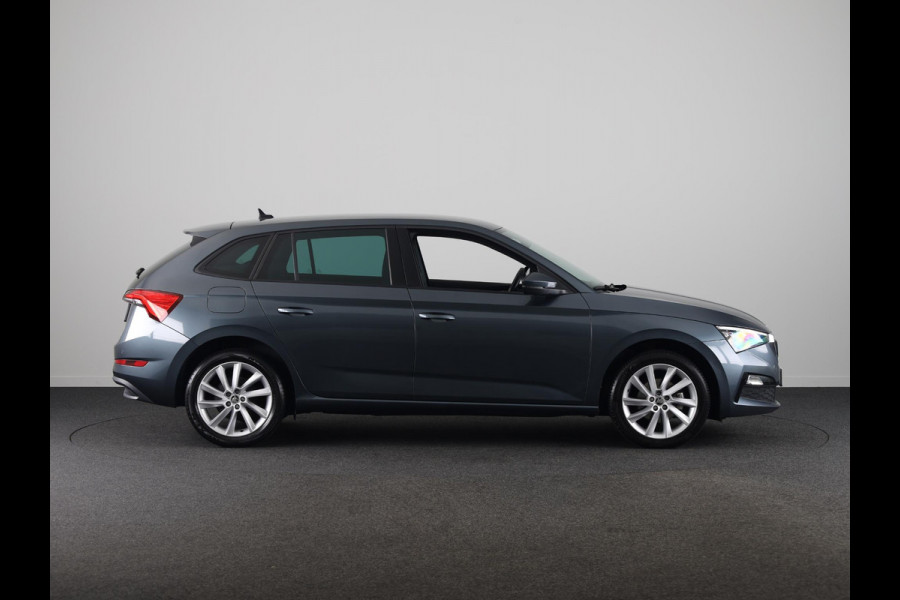 Škoda SCALA 1.0 TSI Sport Business 110 pk Automaat (DSG) | Navigatie | Parkeersensoren achter | Achteruitrijcamera | Adaptieve cruise control | Full LED koplampen | Voll. digitaal instrumentenpaneel |