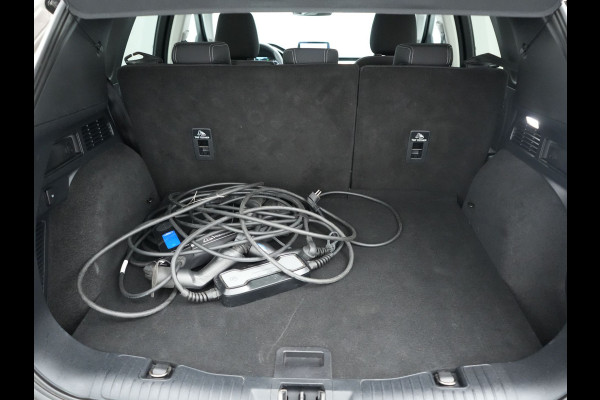 Ford Kuga 2.5 Titanium PHEV 225pk Dealer O.H. | Adaptive Cruise | 360 Camera | Dodehoek Detectie | Navigatie Full Map | 18"L.M | DAB | Plug In Hybrid |