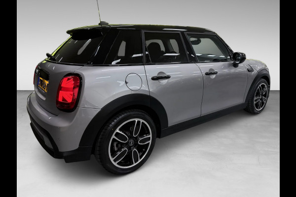 MINI 5-deurs 1.5 Cooper Camden BLACK-EDITION 136PK NAVI/CARPLAY/LED/DAB/ECC/PDC/CRUISE///