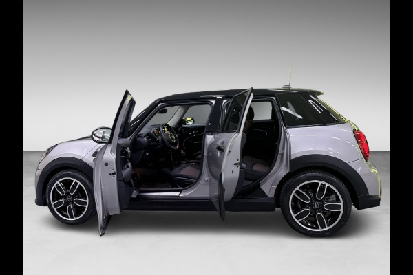 MINI 5-deurs 1.5 Cooper Camden BLACK-EDITION 136PK NAVI/CARPLAY/LED/DAB/ECC/PDC/CRUISE///